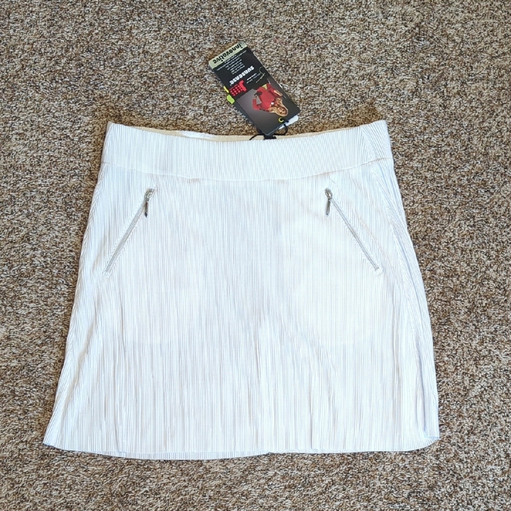 NWT Jamie Sadock Pleated Skirt